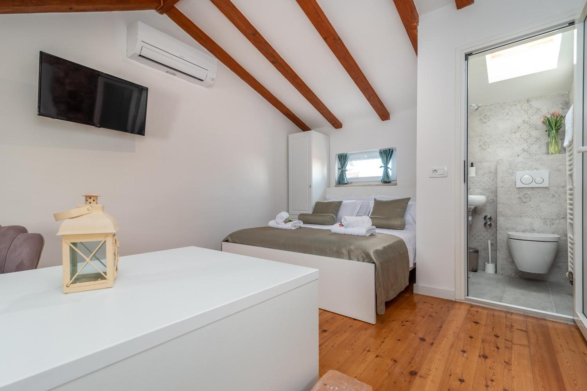 Manero Vila Trogir Exterior foto