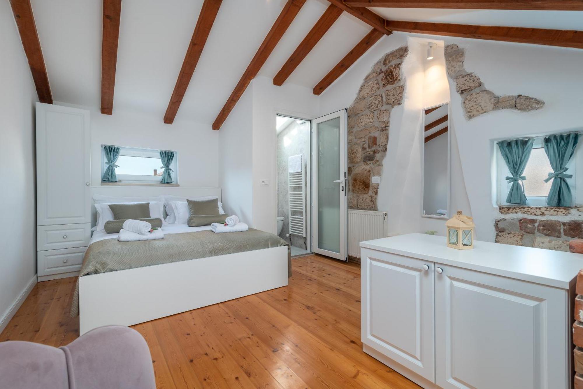 Manero Vila Trogir Exterior foto